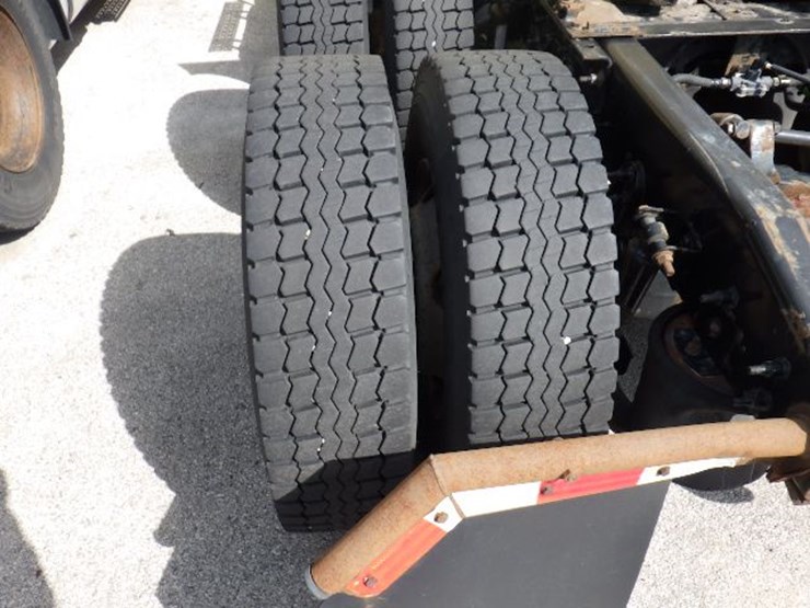 2016-international-8600-image-12