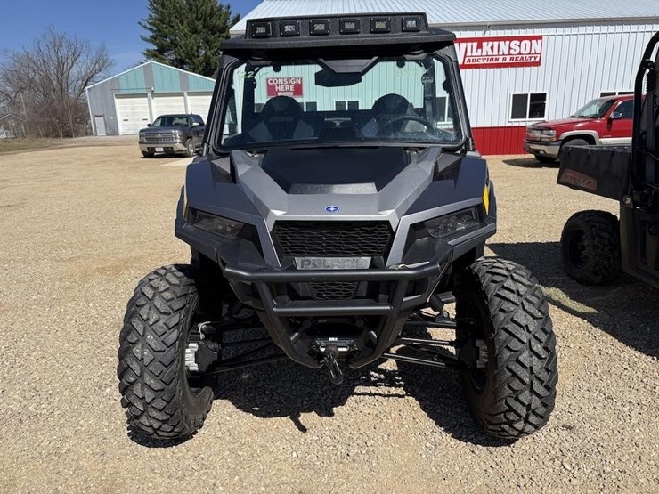 2022-general-polaris-image-2