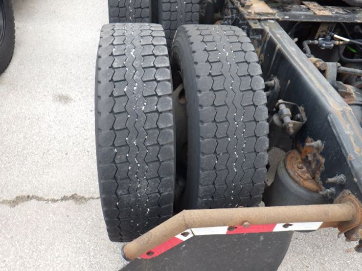 2016-international-8600-image-11