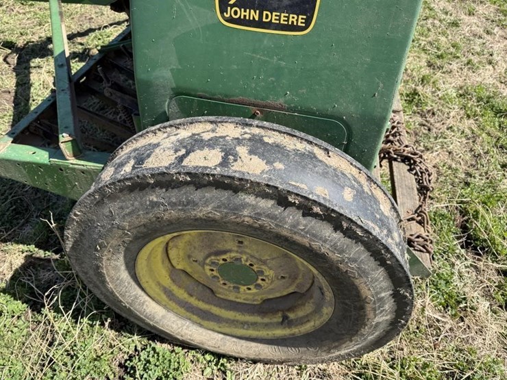 john-deere-8200-image-8