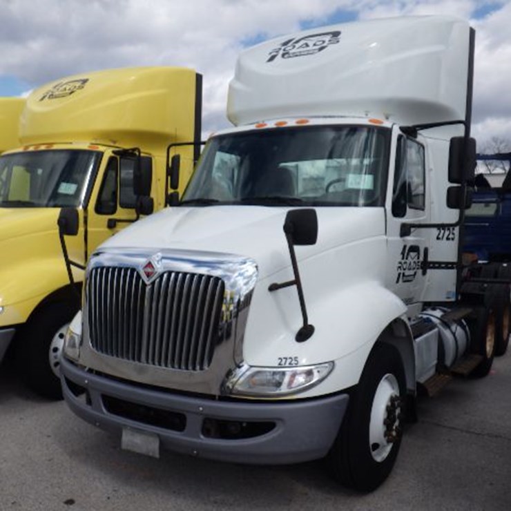 2016 INTERNATIONAL 8600