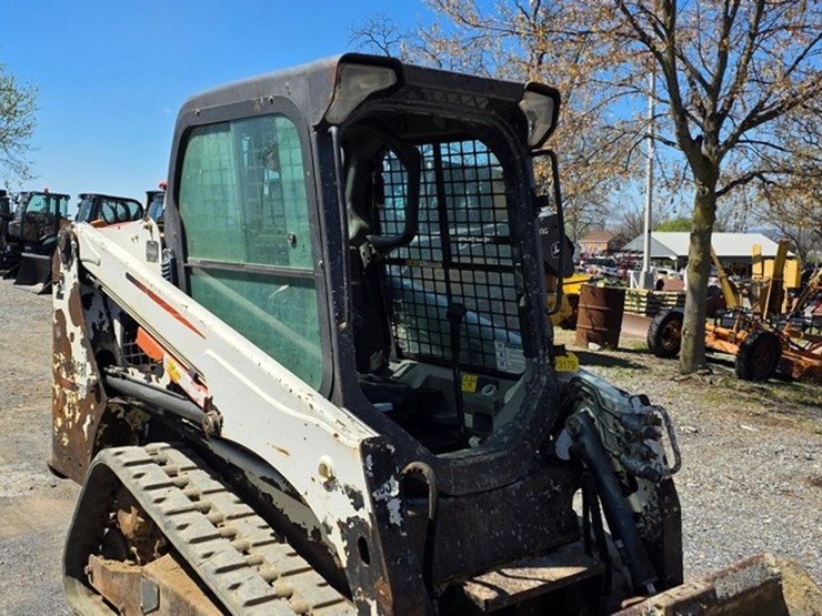 2015-bobcat-t450-image-7
