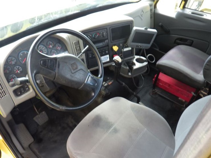 2016-international-8600-image-15