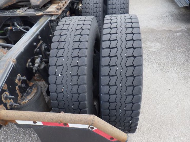 2016-international-8600-image-7