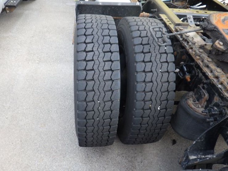 2016-international-8600-image-13