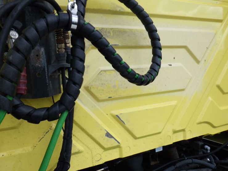 2016-international-8600-image-13