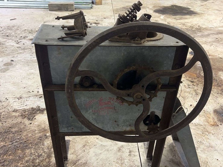 john-deere-no-1-a-sheller-image-3