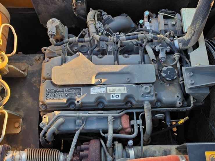 2014-case-cx160c-image-76