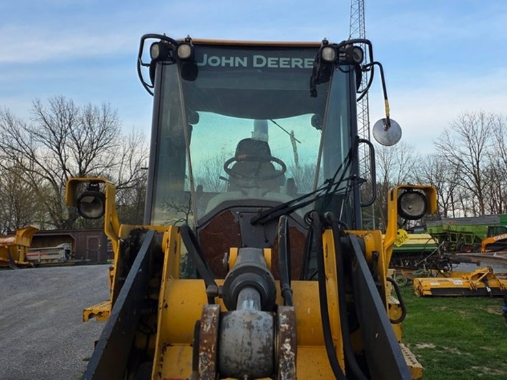 2012-deere-444k-image-42