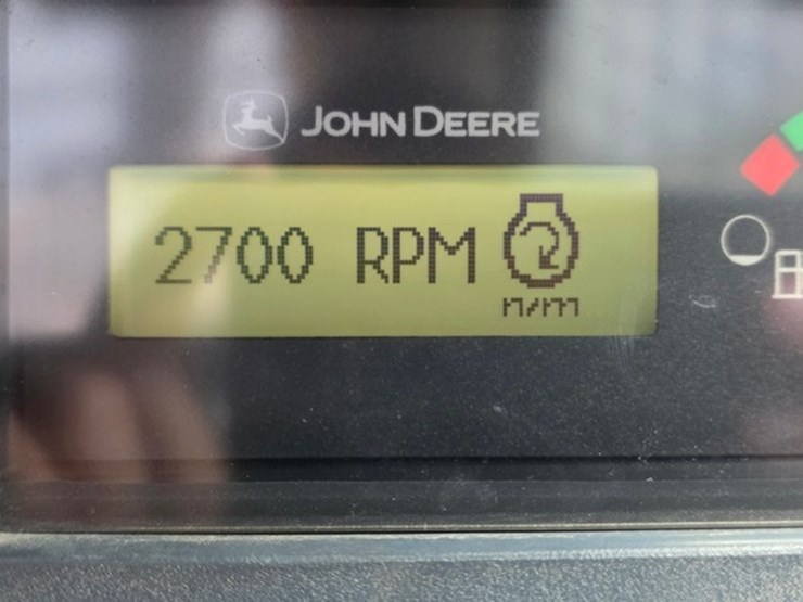 2014-deere-326e-image-65