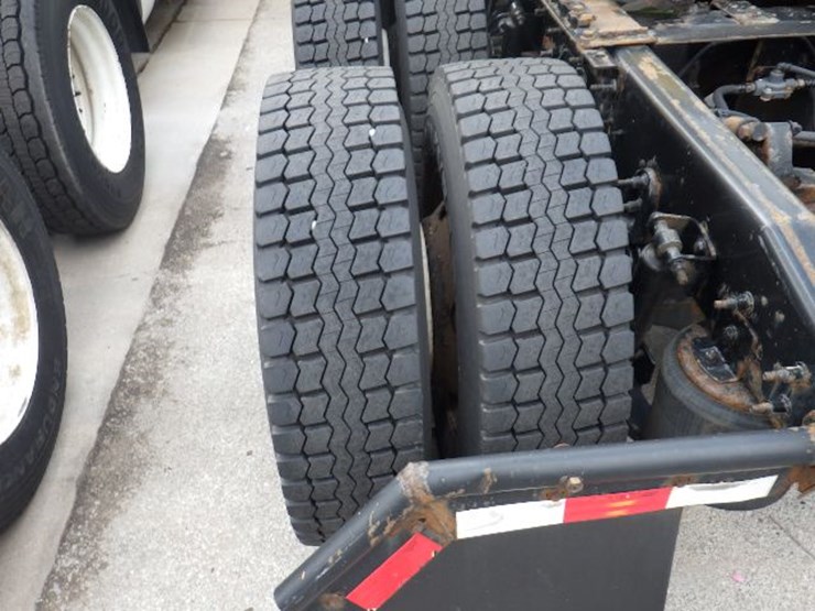 2016-international-8600-image-14