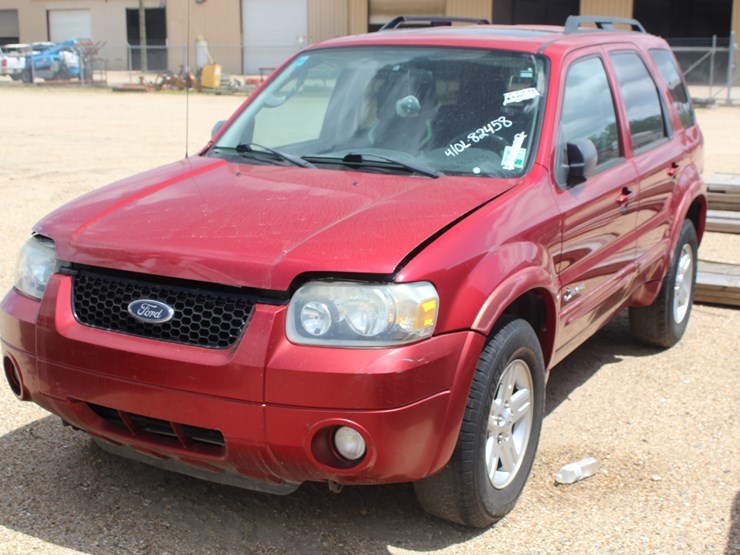 2007-ford-escape-image-1