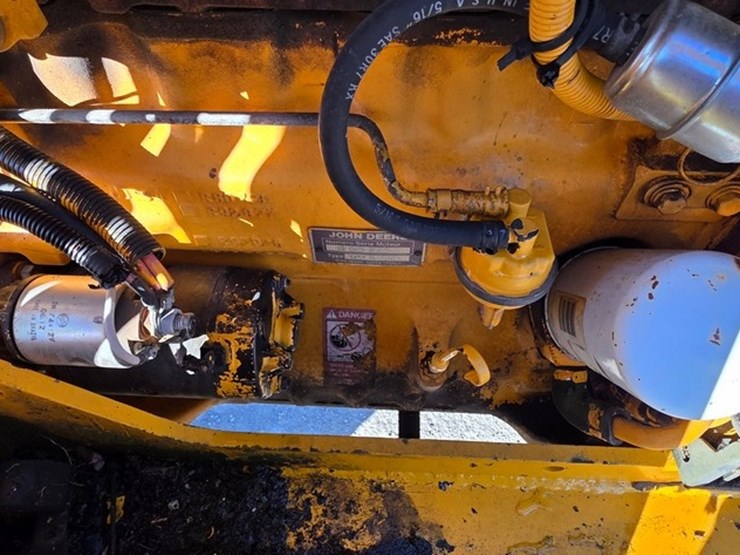 john-deere-2355-image-35