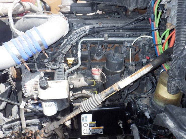 2022-kenworth-t680-image-19