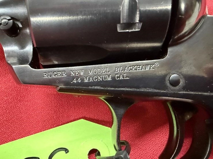 ruger-blackhawk-.44-mag-pistol-image-4
