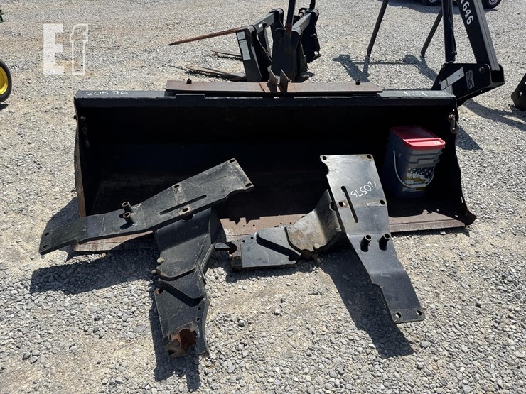 bush-hog-m646-image-9