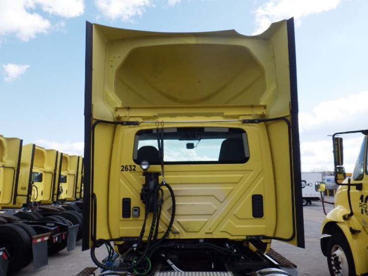 2016-international-8600-image-11