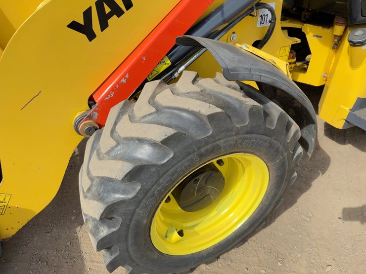 2017-yanmar-v8-image-16