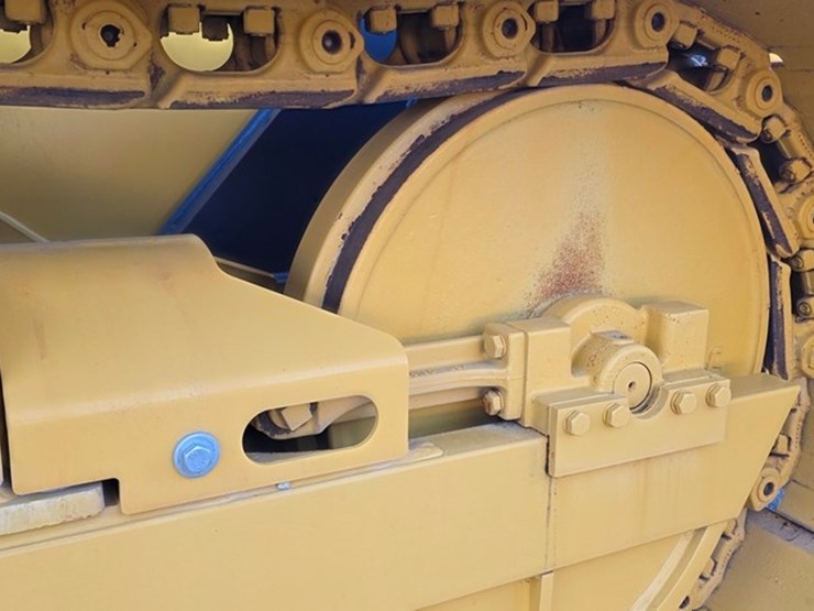 2023-deere-550-lgp-image-44