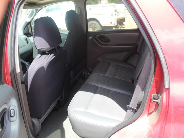 2007-ford-escape-image-10