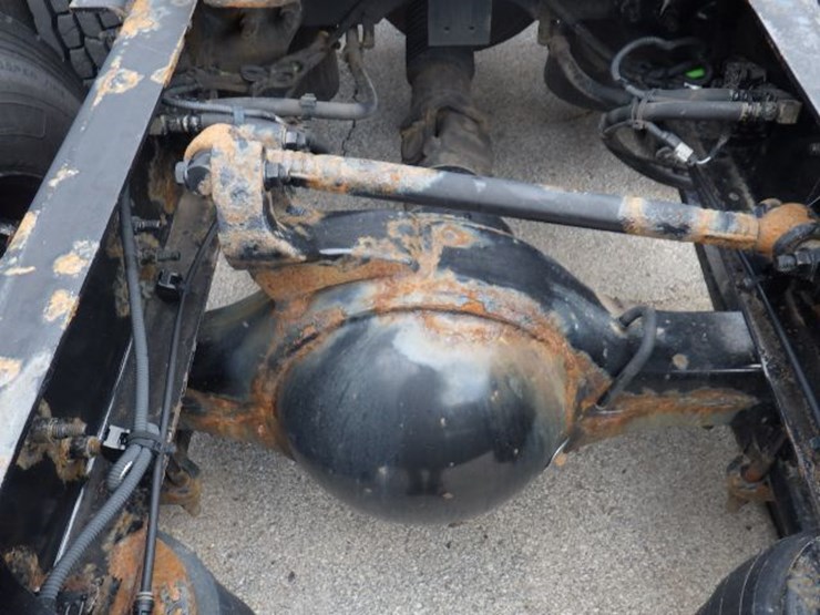 2017-international-prostar-image-12