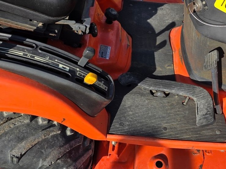 2003-kubota-bx22-image-38