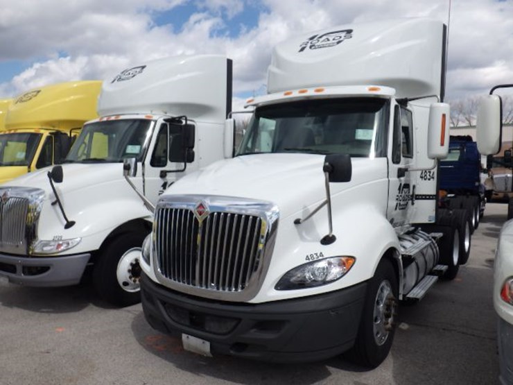 2016-international-prostar-image-1