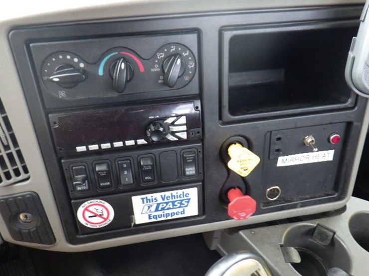 2016-international-8600-image-15