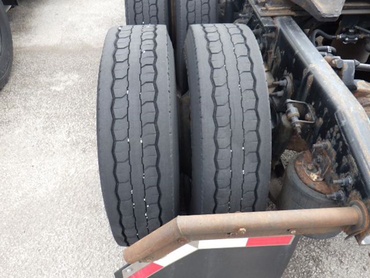 2016-international-8600-image-13