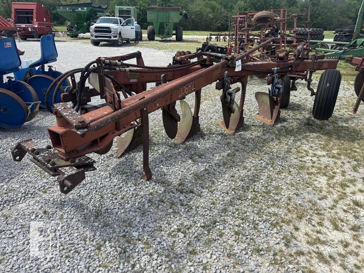 international-720-image-4