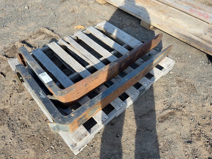 (2)-48"-forks-image-2