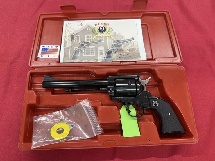 ruger-blackhawk-.44-mag-pistol-image-11