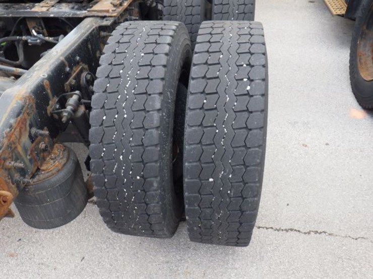 2016-international-8600-image-6