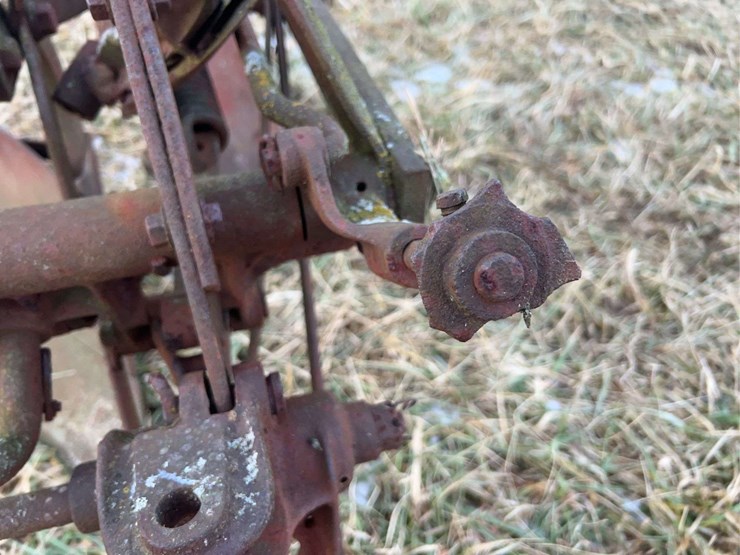 two-bottom-fordson-plow-image-23