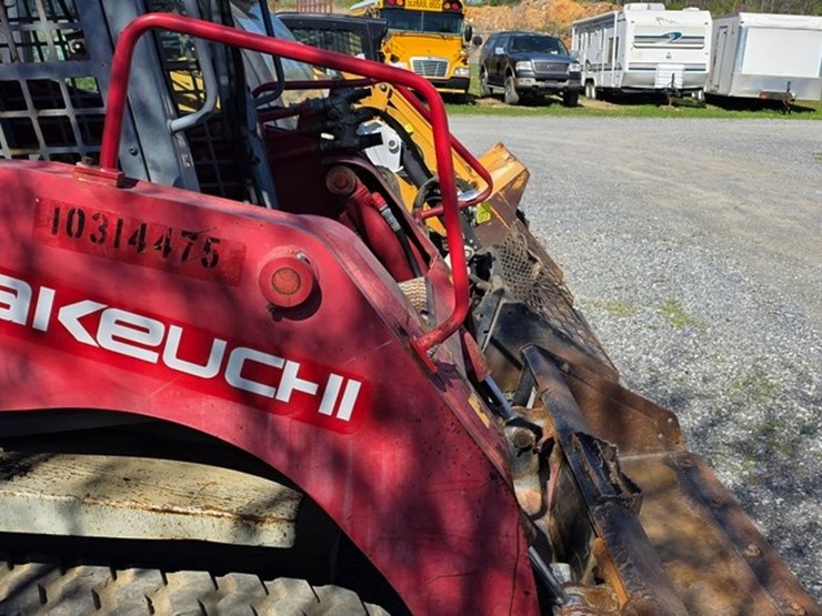 takeuchi-tl12-image-9