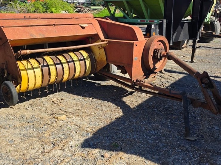 new-holland-68-image-1