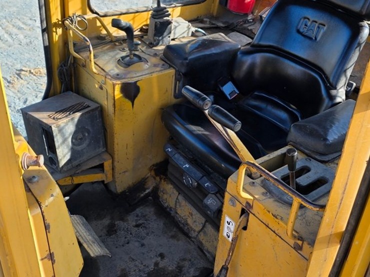 1997-caterpillar-d4h-image-69