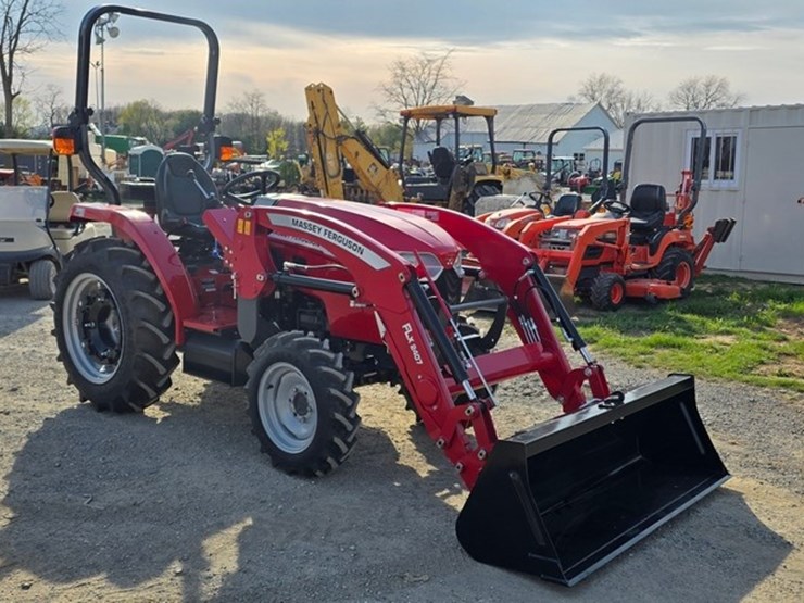 2022-massey-ferguson-1825e-image-2