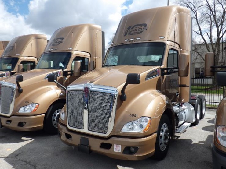 2022-kenworth-t680-image-1