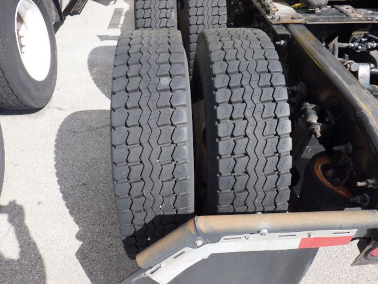 2016-international-8600-image-12