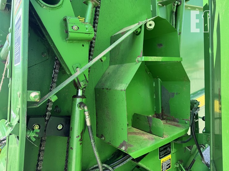 1998-john-deere-566-image-15