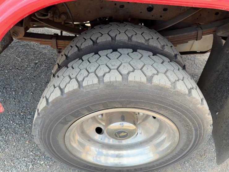 2003-ford-f450-xl-image-10