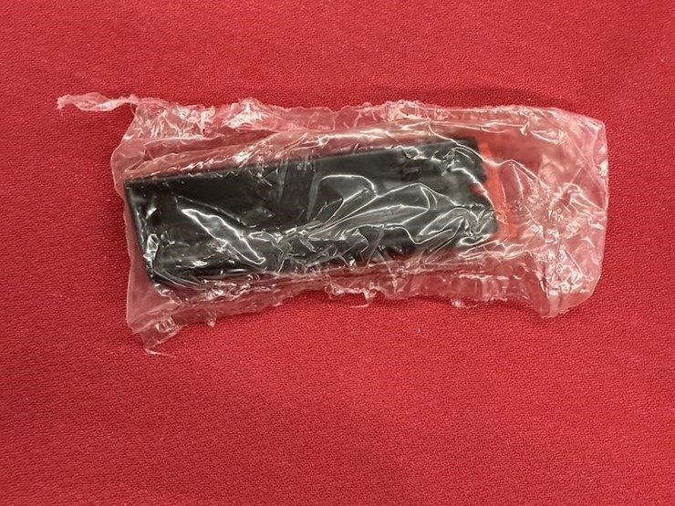 rossi-rs22-.22-lr-rifle-image-9