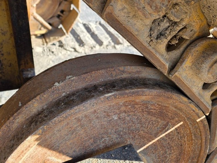 1997-caterpillar-d4h-image-24