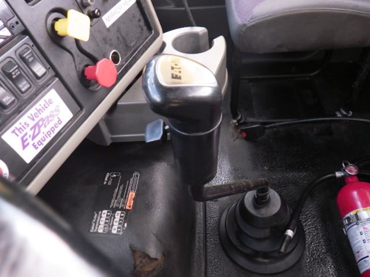 2016-international-8600-image-15