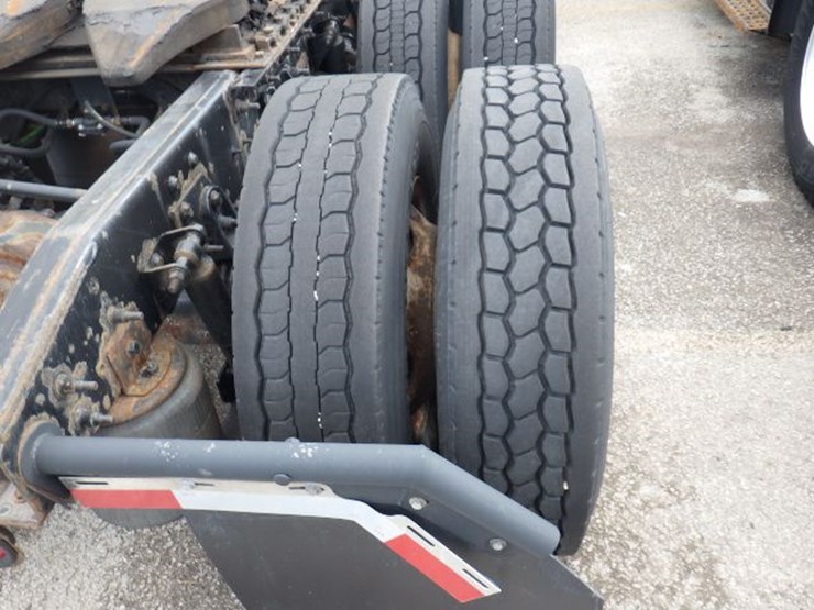 2016-international-8600-image-7