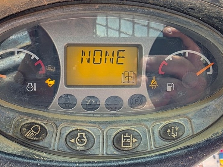 2015-bobcat-t450-image-61