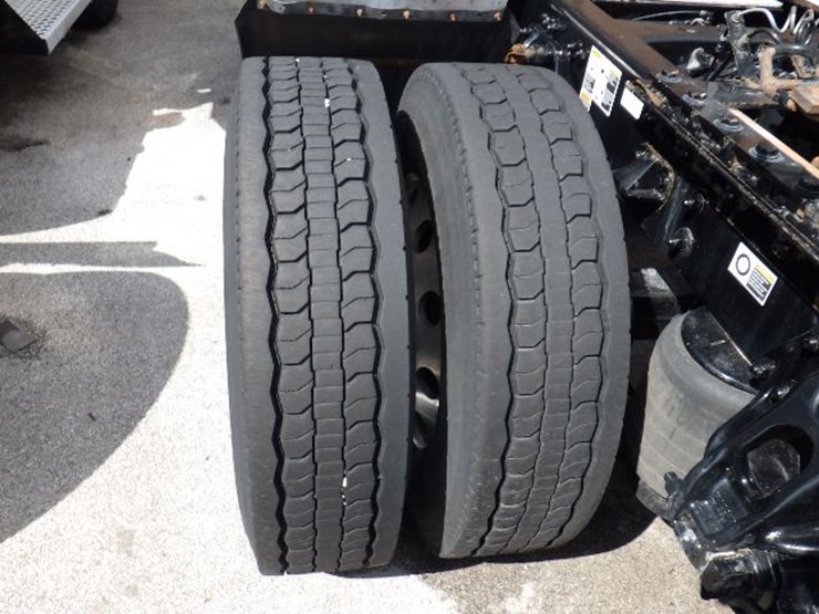 2022-kenworth-t680-image-14