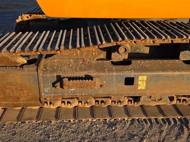 2014-case-cx160c-image-16