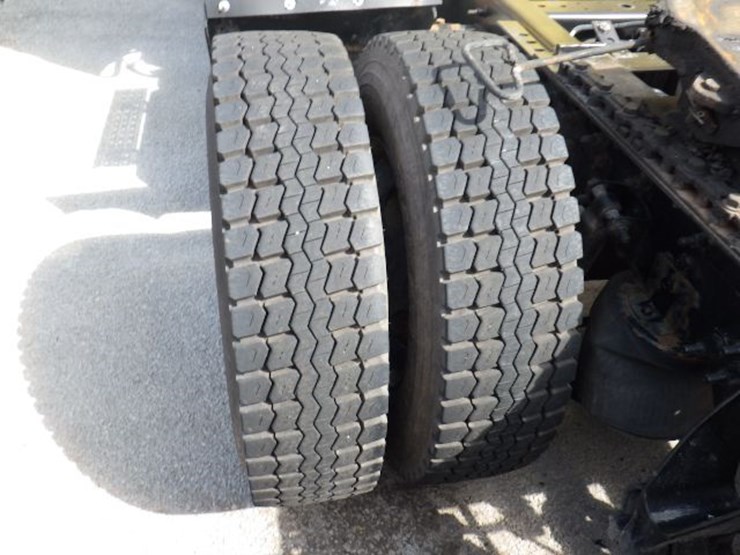 2016-international-8600-image-12